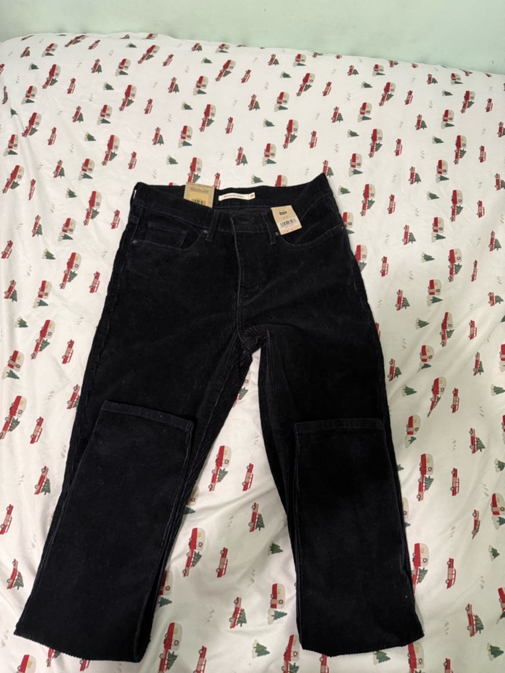 NWT Levi's 311 Shaping Skinny Black Corduroy Pants Size 28x30